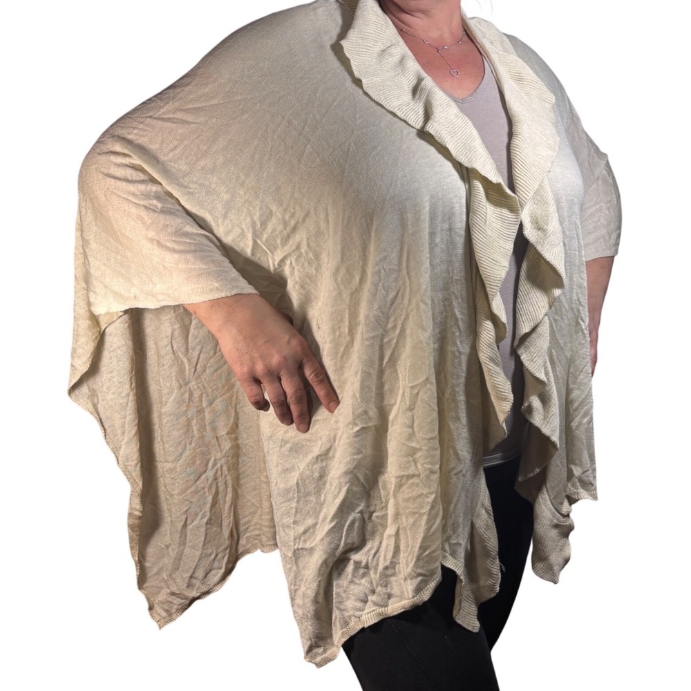 Lauren‎ Ralph Lauren Cream Ruffle Trim Open Front Poncho Cardigan One Size